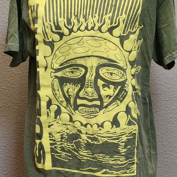 URBAN OUTFITTERS Sublime Women's Green Graphic T-Shirt - Medium - Picture 3 of 5